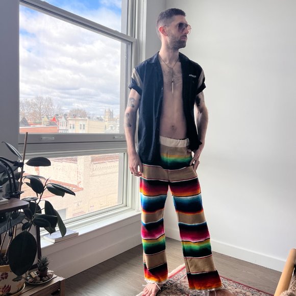 Meet your Posher, LIZARD QUEENZ 🦎 👑 - Picture 2 of 16